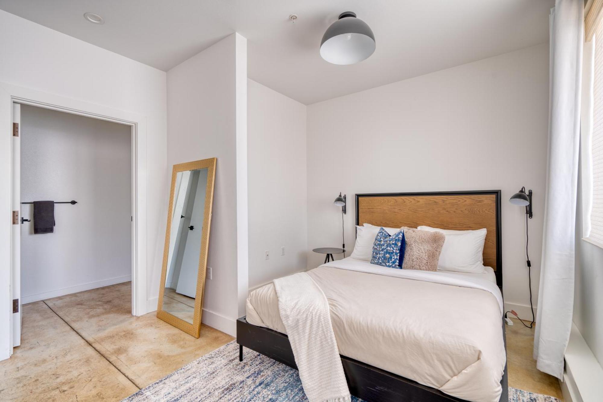 Collection - Bliss- Dual-queen In Vibrant Alberta Holiday home Portland