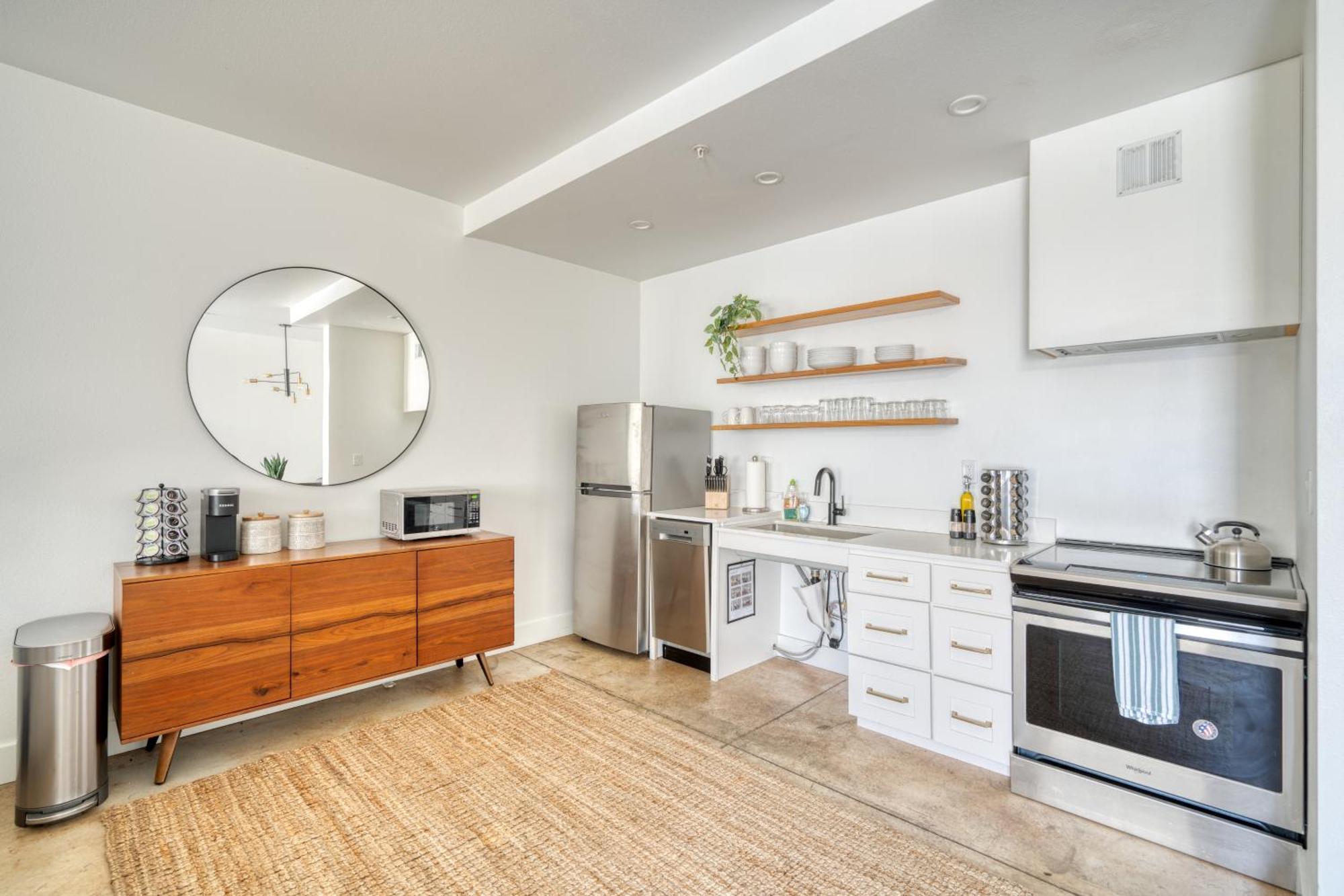 Collection - Bliss- Dual-queen In Vibrant Alberta Holiday home Portland
